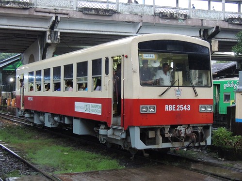 ミャンマーの松浦鉄道 RBE2543 Yangon 2015/9/1