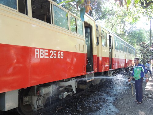 RBE2569+RBE2570　Myitkyina Locomotive Shed　14/10/24