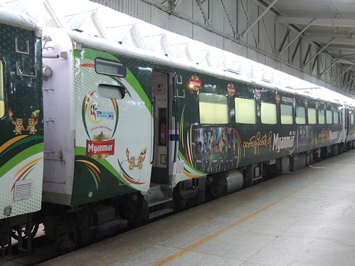 Kyaikto1 「Kyaikto Special Express Train」 RBEP5030+RBE5034+RBE5036+RBE5037+RBEP5029　Yangon　14/3/1