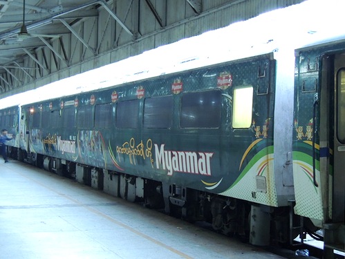 Kyaikto1 「Kyaikto Special Express Train」 RBEP5030+RBE5034+RBE5036+RBE5037+RBEP5029　Yangon　14/10/25